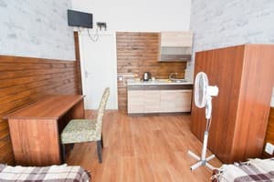 Хостел Центр . Стандарт двомісний  5