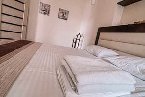 Family House 9