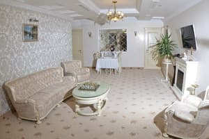 Отель Франция. Апартаменты двухместный президентские 1