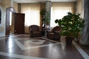 Гостинний Двір 5