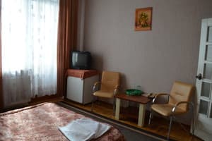 Міні-готель Гостинний Двір. Стандарт одномісний з двоспальним ліжком 4
