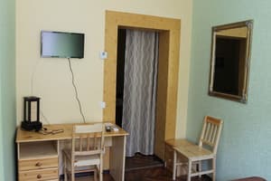 Міні-готель Кардинал. Стандарт тримісний (Якудза) 4