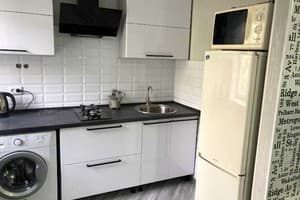 Lux Apartments вул. Замостянська 7