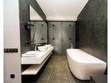 Small Hotel 10