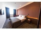 Small Hotel 29