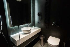 Готель Small Hotel. Напівлюкс двомісний superior 6