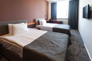Готель Small Hotel. Стандарт двомісний twin 9