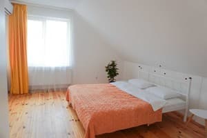 Апарт-готель Trend House Apartments. Апартаменти 4-місний №18 1