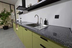 Хостел Trend House Hostel. Место в женском 16-местном номере  16