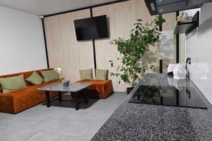 Хостел Trend House Hostel. Місце у чоловічому 18-місному номері  23