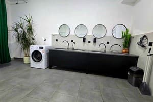 Хостел Trend House Hostel. Місце у жіночому 16-місному номері  25