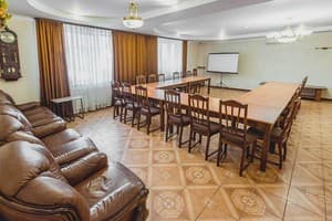 Готельно-ресторанний комплекс Затишок. Конференц Зал 40-місний  1